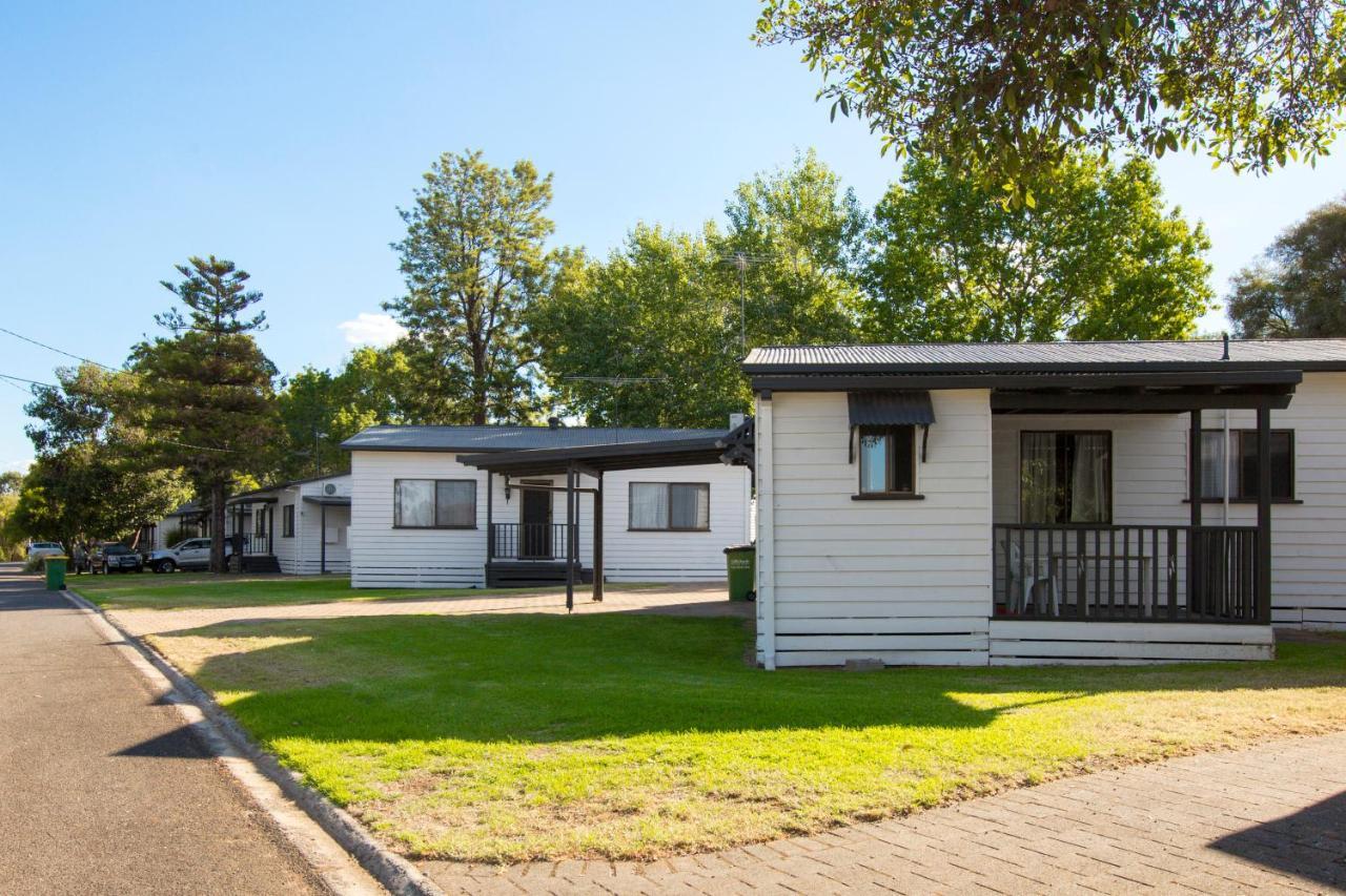 Lake Hume Resort Екстериор снимка