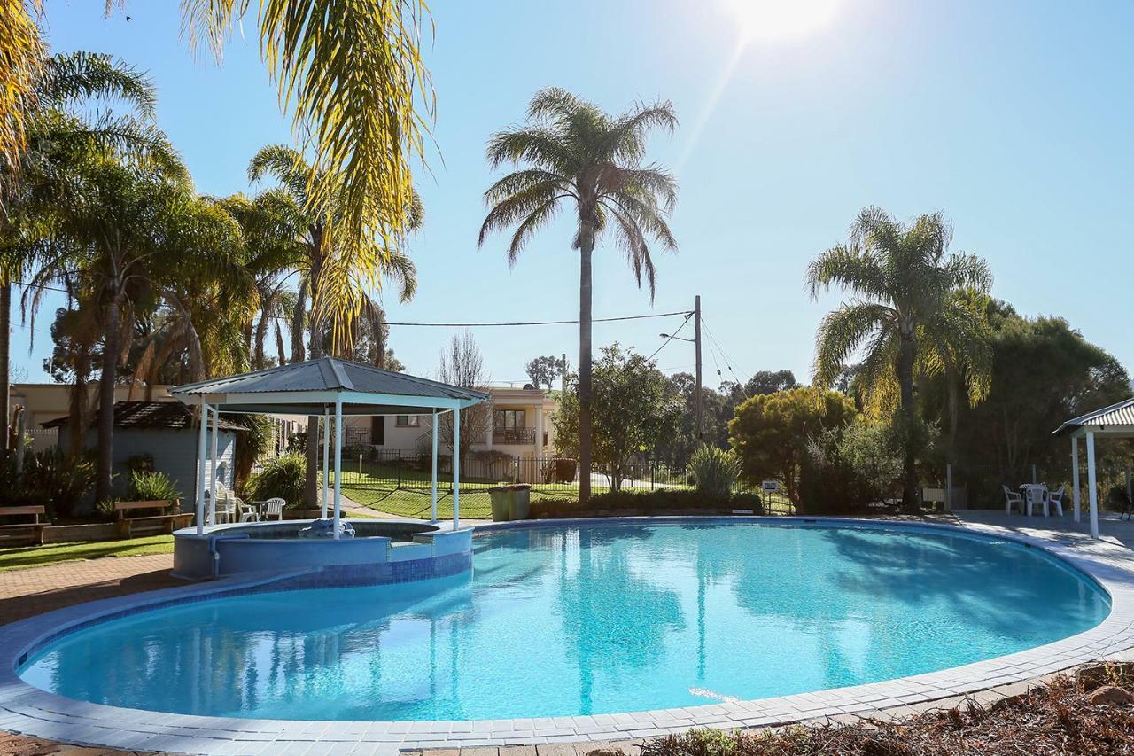 Lake Hume Resort Екстериор снимка