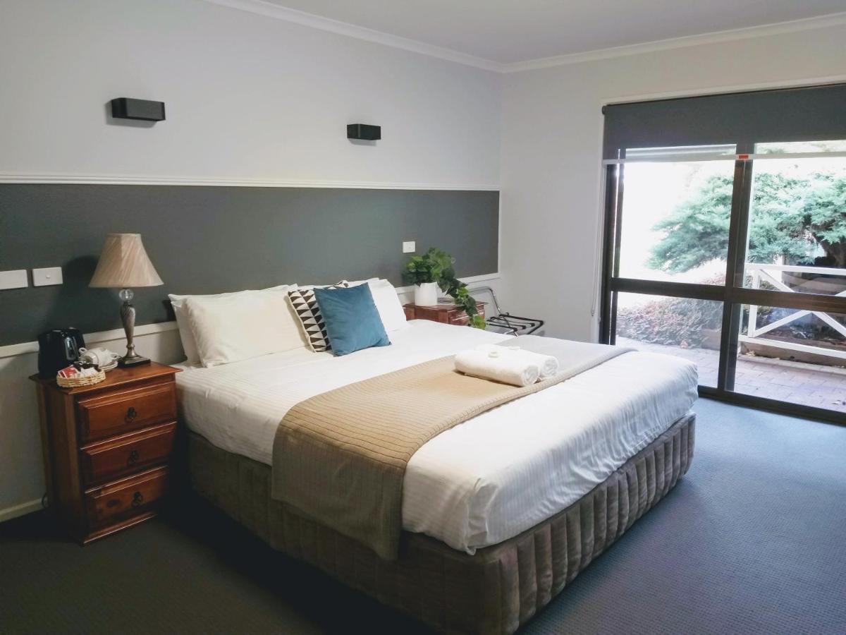 Lake Hume Resort Екстериор снимка
